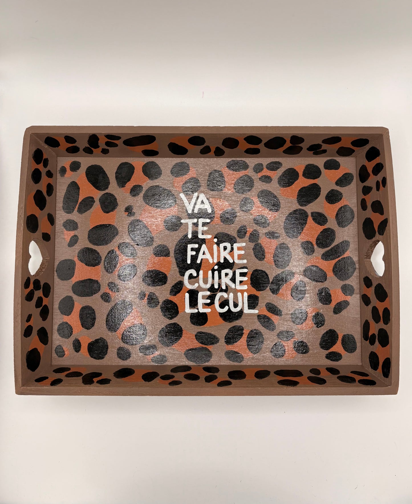Plateau Léo « va te faire cuire le cul »